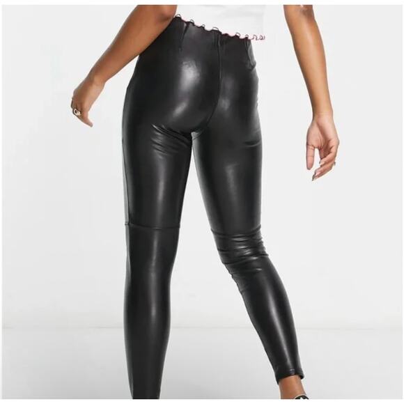 Abercrombie & Fitch Vegan Leather Curve Love Side Zipper Pant - Picture 2 of 7